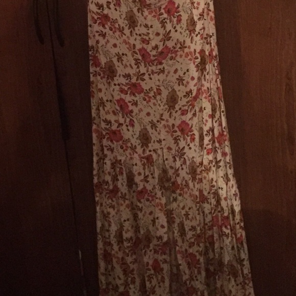 Skirt set - Picture 2 of 2